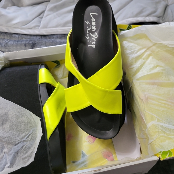 Neon Green Platform Sandals - Picture 5 of 5